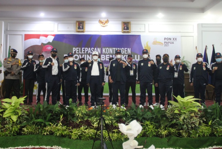 Gema “Kita Hebat Pulang Bawa Medali” Warnai Pelepasan Kontingen Bengkulu