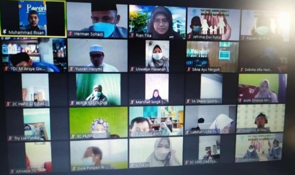 Tahun Ajaran 2021, Yayasan Al Hasanah Gelontorkan Rp 300 Juta Lebih Beasiswa