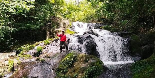 358755lebong-airterjun