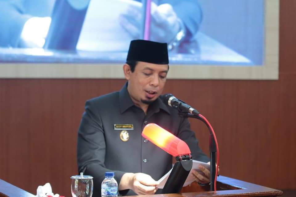 9 Fraksi Setujui Raperda Tentang IMB Dibahas Lebih Lanjut