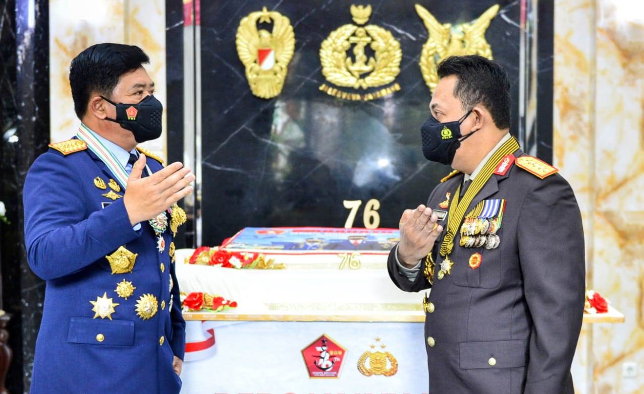 HUT ke-76 TNI, Kapolri: TNI Adalah Pilar Utama Pengendalian Covid-19