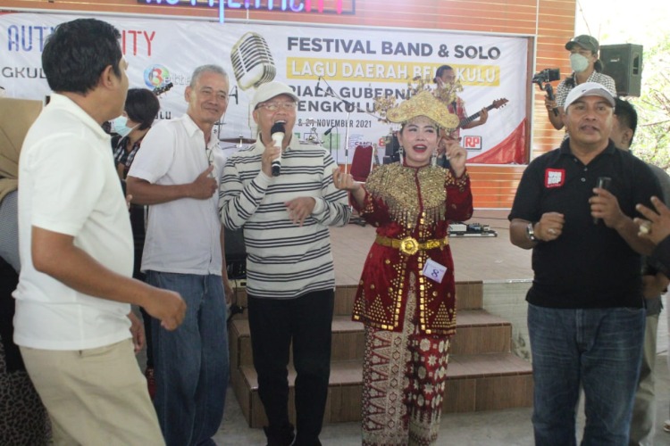 Rohidin Ajak Promosi Daerah Lewat Festival Band dan Lagu Daerah