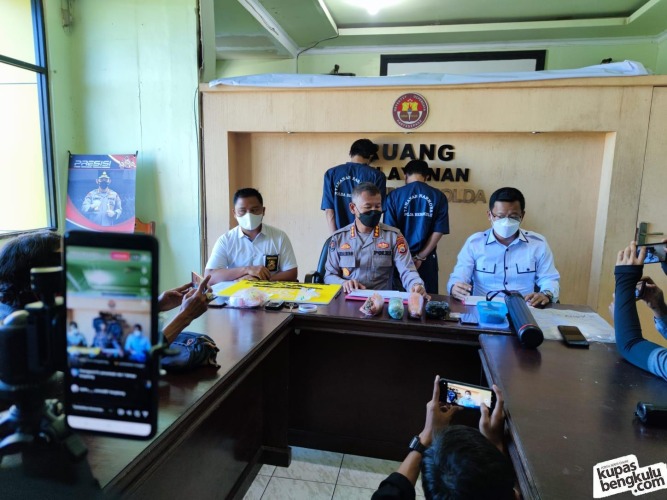 Konferensi Pers penangkapan Bandar narkoba di Mapolda Bengkulu, Rabu, 8 Desember 2021, Foto: Dok