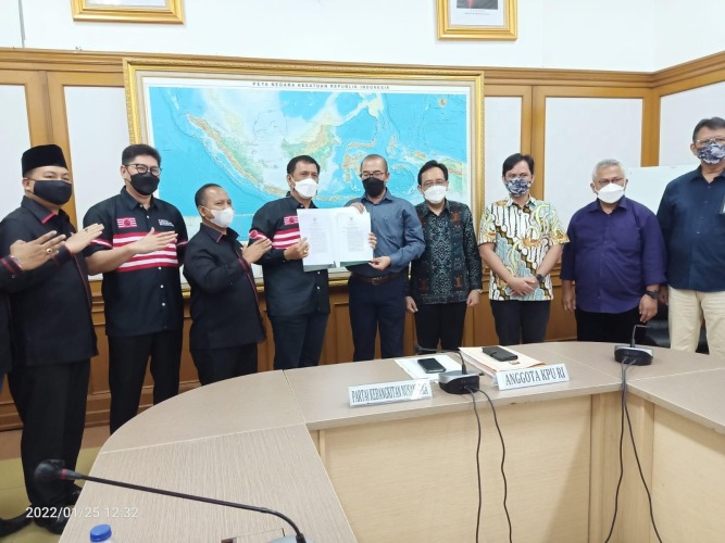 Pimpinan Nasional Partai Kebangkitan Nusantara audiensi ke KPU di Jakarta, Foto: Dok