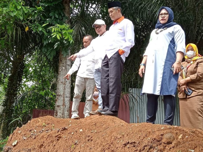 Dewan sidak gorong-gorong yang ambles akibat tergerus air, Foto: Dok