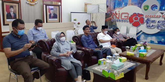 Plt Asisten III Eka Rika Rino, Staf Ahli Bidang Hukum dan Politik Zuliyati, Kepala DPMPTSP Riduan, Kadis PUPR Noprisman, Kadis Perkim I Made Ardana, Foto: Dok/Mc