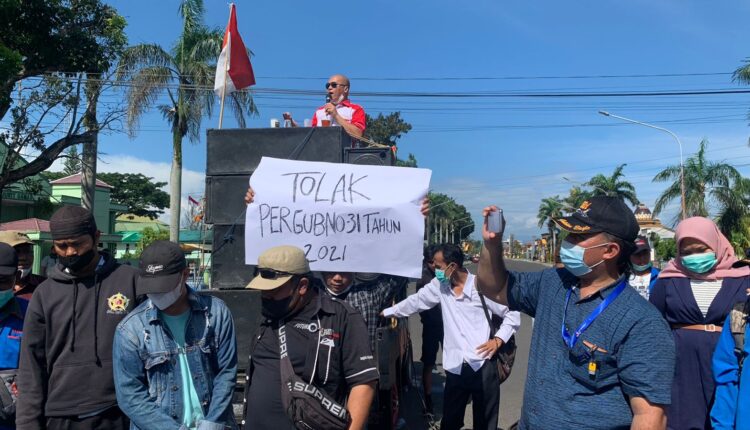 Demo FMMB Tuntut Cabut Pergub Nomor 31 Tahun 2021