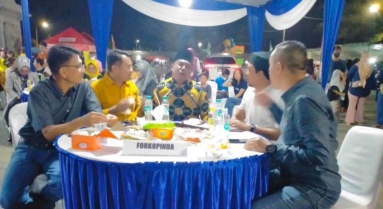 Wakil Ketua DPRD Kota Bengkulu Marliadi saat menghadiri Bengkulu Street Food Festival, Sabtu, 19 Maret 2022, Foto: Dok