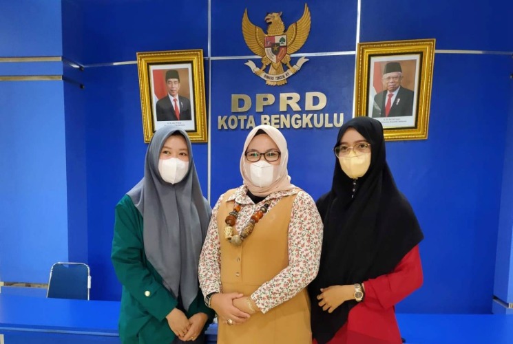 Wakil Ketua Bapemperda DPRD Kota Bengkulu saat menerima audiensi mahasiswa UIN Fatmawati Bengkulu, Senin, 21 Maret 2022, Foto: Dok