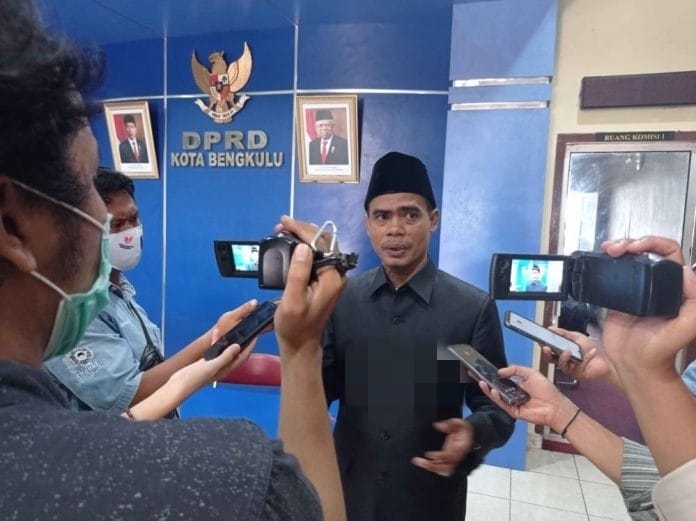 Teuku Zulkarnain, Ketua Komisi I DPRD Kota Bengkulu, Foto: Dok/Soprian