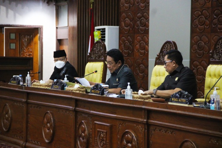 Rapat Paripurna Nota Penjelasan Gubernur Bengkulu atas Raperda tentang Pertanggungjawaban Pelaksanaan APBD Provinsi Bengkulu Tahun 2021 Sisa Lebih Perhitungan (Silpa), Foto: Dok
