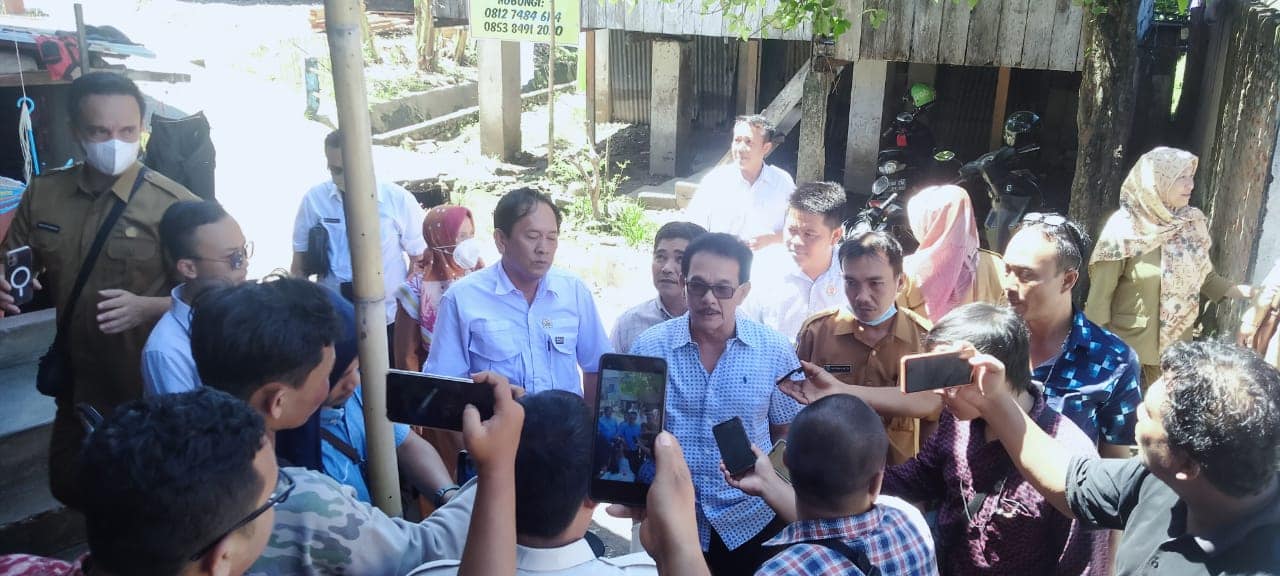 Komisi II DPRD Kota Bengkulu saat melakukan sidak di Kelurahan Pengantungan Kecamatan Ratu Samban, Senin, 30 Mei 2022, Foto: Dok Komisi II DPRD Kota Bengkulu saat melakukan sidak di Kelurahan Pengantungan Kecamatan Ratu Samban, Senin, 30 Mei 2022, Foto: Dok