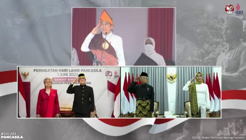 Presiden Joko Widodo didampingi istri dan Wapres Maruf Amin didampingi istri saat mengikuti prosesi upacara peringatan Hari Kelahiran Pancasila, Foto: Dok