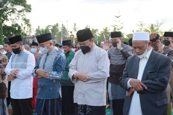 Shalat Id 1443 H di lapangan Sekundang Setungguan, Foto: Dok
