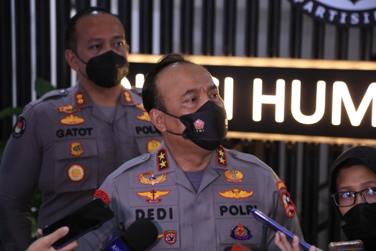 Irjen Ferdy Sambo Diperiksa Timsus Polri Sebagai Tersangka