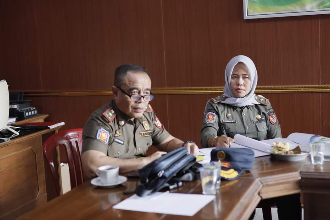 Komisi I DPRD Bengkulu Selatan saat melaksanaka rapat bersama Satpol PP dan Dinas Perpusda, Senin, 1 Agustus 2022, Foto: Dok