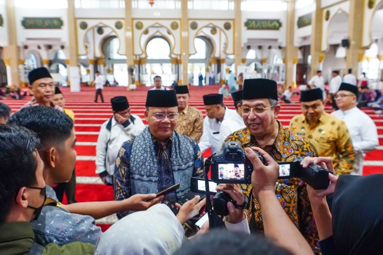 Gubernur Bengkulu Rohidin Mersyah dan Prof. Dr. H. Said Agil Husin Al – Munawar saat di wawancara awak media, Senin, 14 November 2022, Foto: Dok