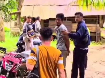 Pencuri Kelapa Sawit di Mukomuko Ditangkap, Salah Satu Pelaku Menangis Histeris – kupas Bengkulu